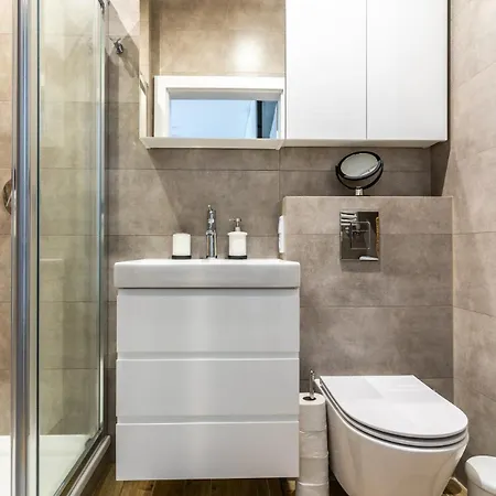 Urban Chic - Mennica - One Bedroom -citycenter&3 *