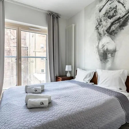 Urban Chic - Mennica - One Bedroom -citycenter&3 Apartment *