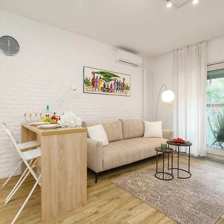 Golden - Mennica Residence, 1-bedroom In Center #3 Βαρσοβία